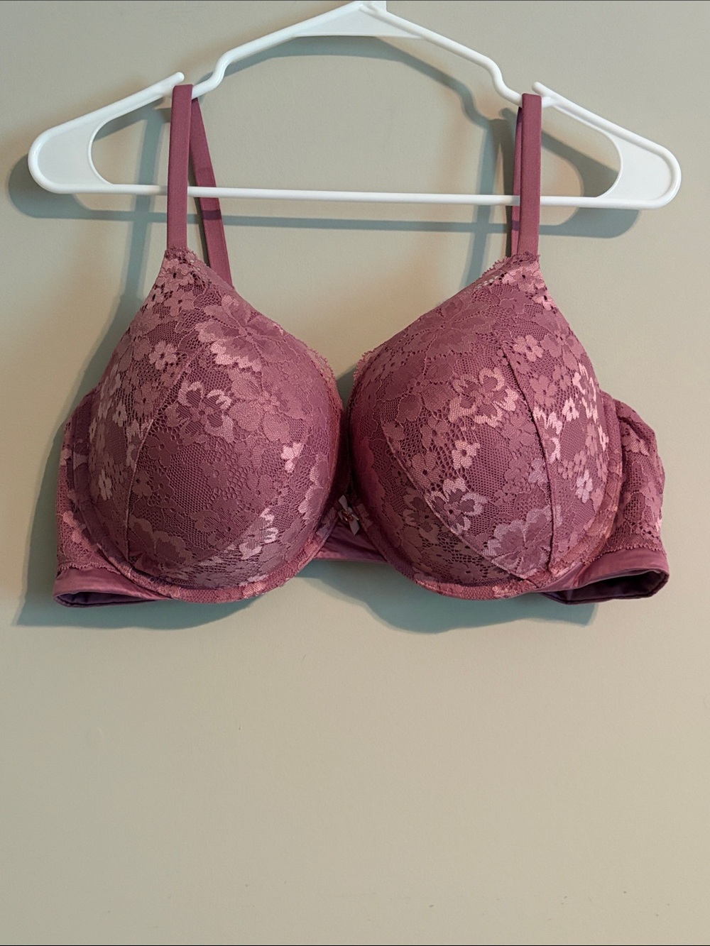 Victoria's Secret Mauve Lace Body by Victoria Perfect Shape Bra - 40D